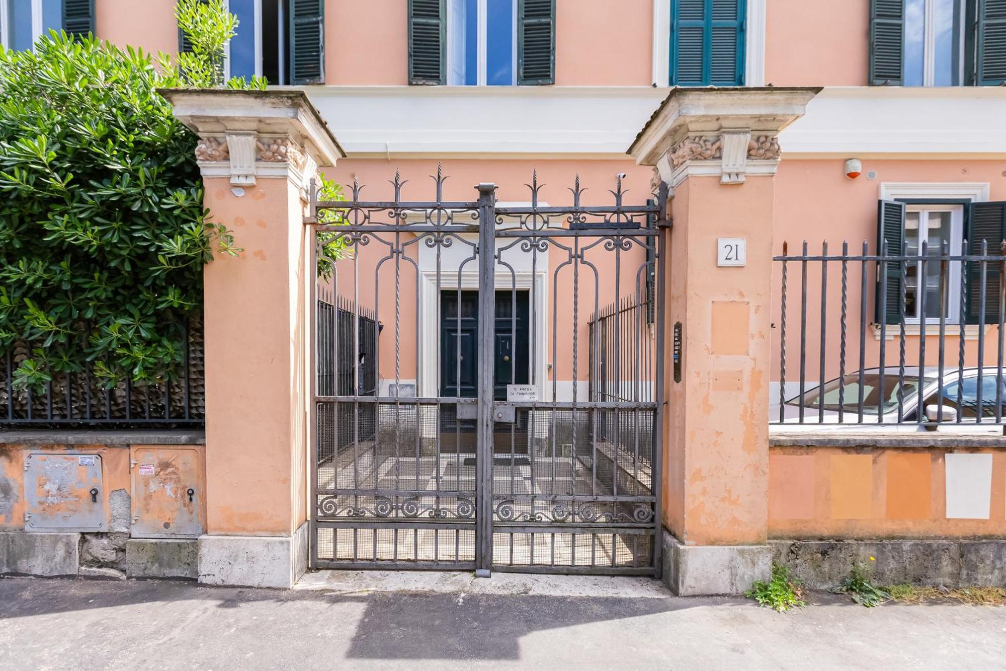 Vivilo Collection - Muggia 21 Rom
